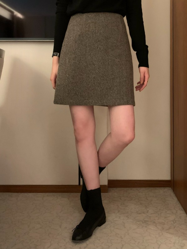 Bear wool skirt